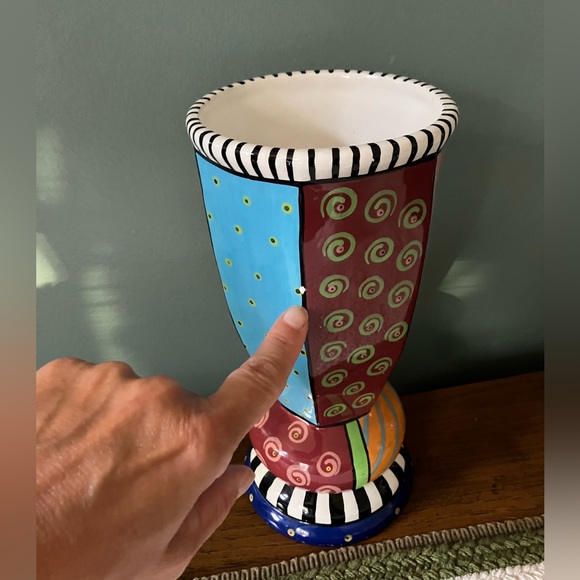 Prospero Vase (HAND PAINTED) - Picture 9 of 11